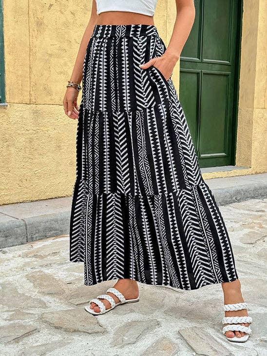 Patterned Tiered Maxi Skirt with pockets
