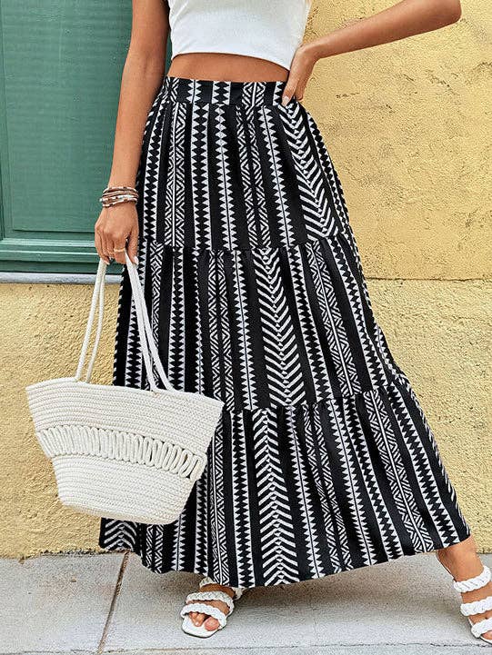 Patterned Tiered Maxi Skirt with pockets