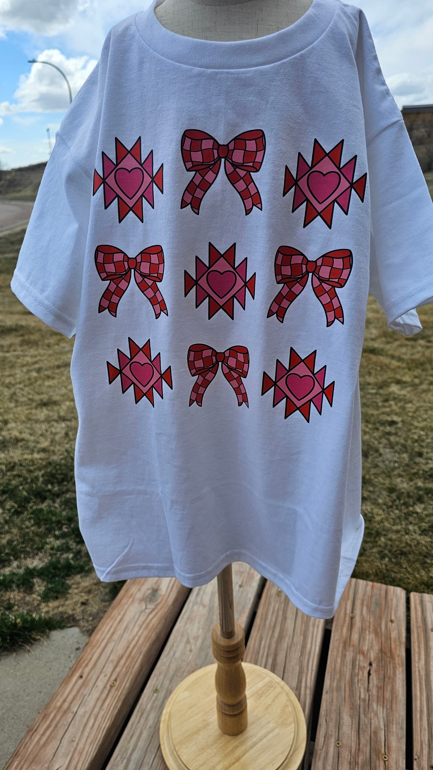 Girls Heart and Bow Aztec (Sale)